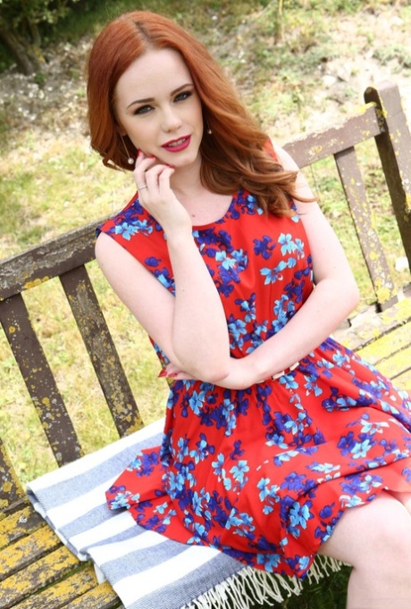 Ella Hughes topp pornostjerne bilder