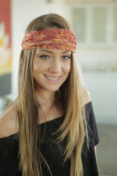 Remy LaCroix erotisk stjerne galleri