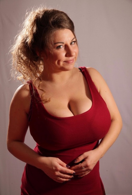 busty cougar